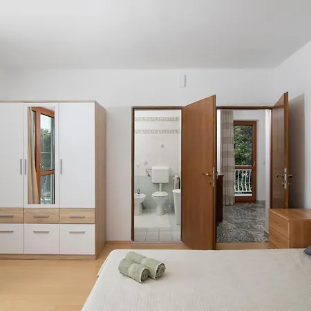 Arena - Pool Table, Table Tennis, Darts &