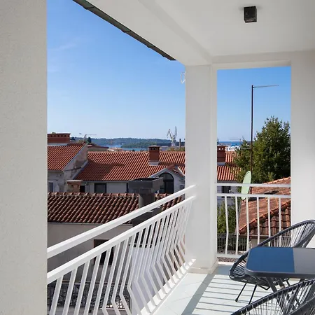 Arena - Pool Table, Table Tennis, Darts &