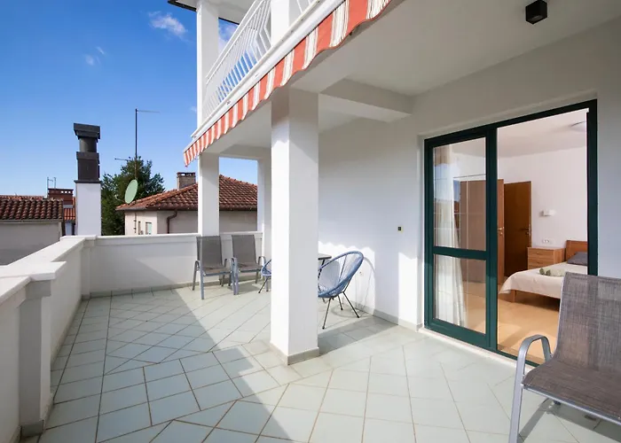 וילה Arena - Pool Table, Table Tennis, Darts & פולה