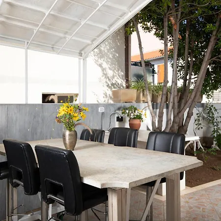 Arena - Pool Table, Table Tennis, Darts &