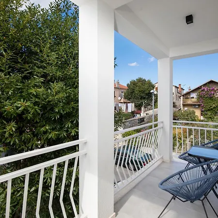 Willa Arena - Pool Table, Table Tennis, Darts & Pula