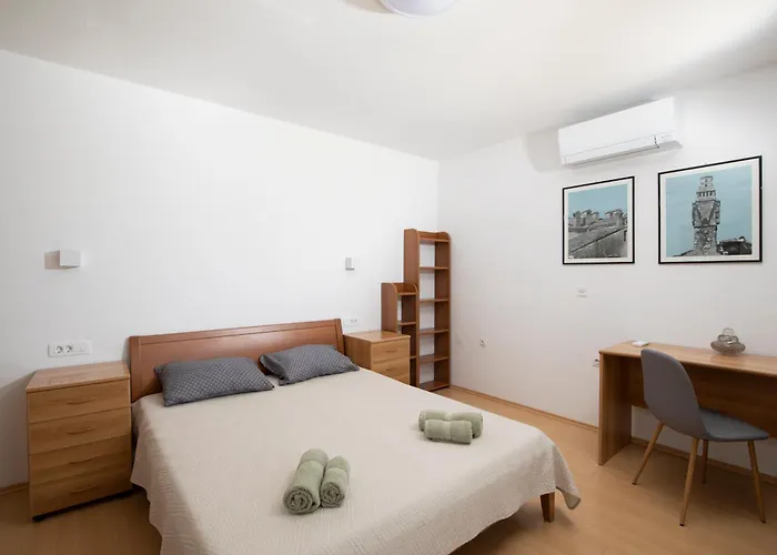 Arena - Pool Table, Table Tennis, Darts &