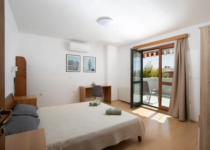 Arena - Pool Table, Table Tennis, Darts & Villa