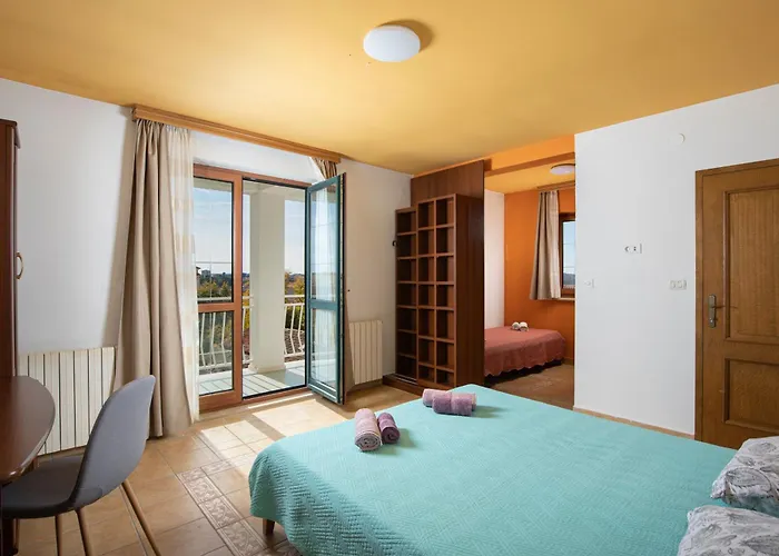 Arena - Pool Table, Table Tennis, Darts & Villa *