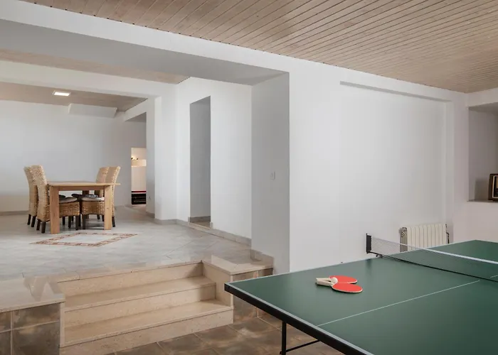 Arena - Pool Table, Table Tennis, Darts &